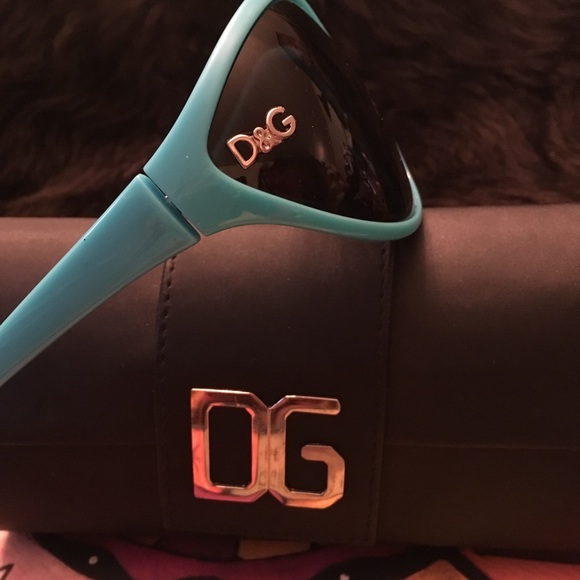Dolce and Gabanna Bright Turquoise Sunglasses - Picture 2 of 2